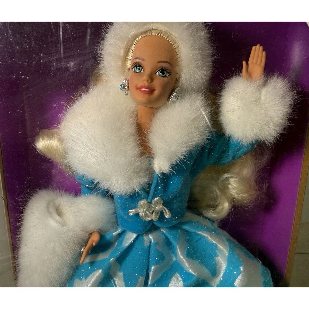 Winter Renaissance Barbie Doll Mattel 15570 Special Edition 1996 Blue White Rare
